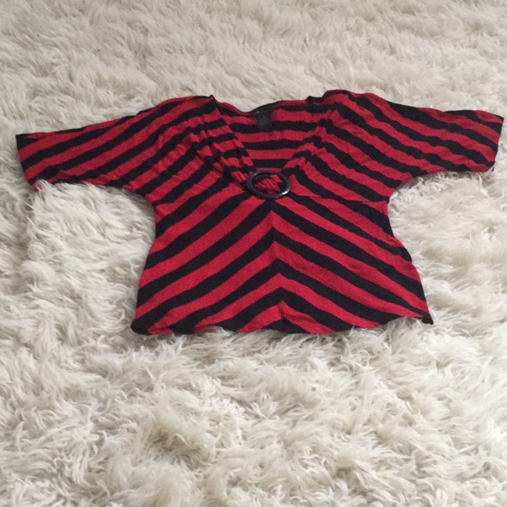 Women’s short sleeved shirt